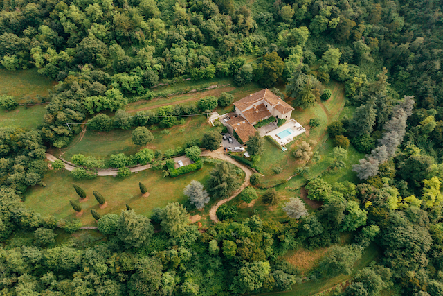 aerial view of foreign property in divorce case